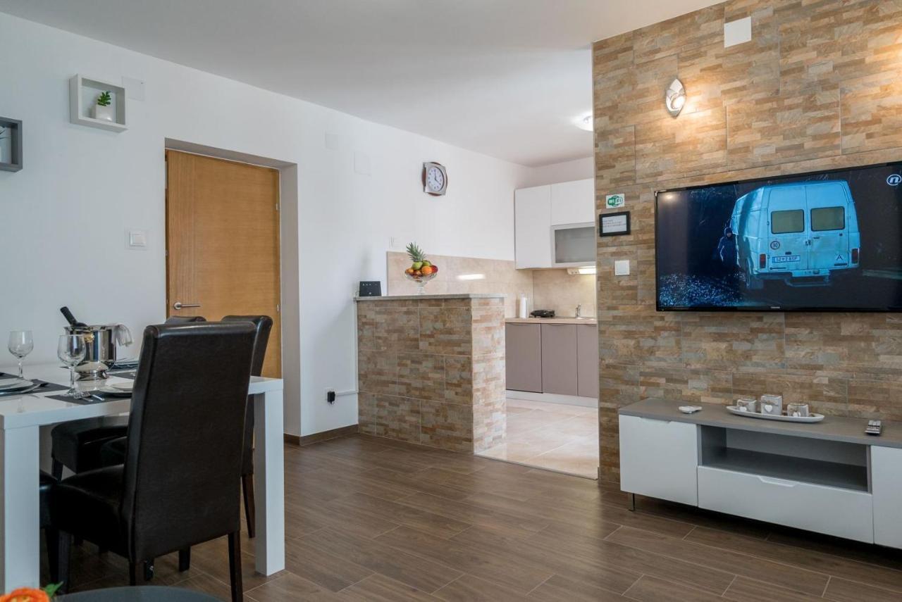 Apartment Anteo Free Parking Split Eksteriør bilde