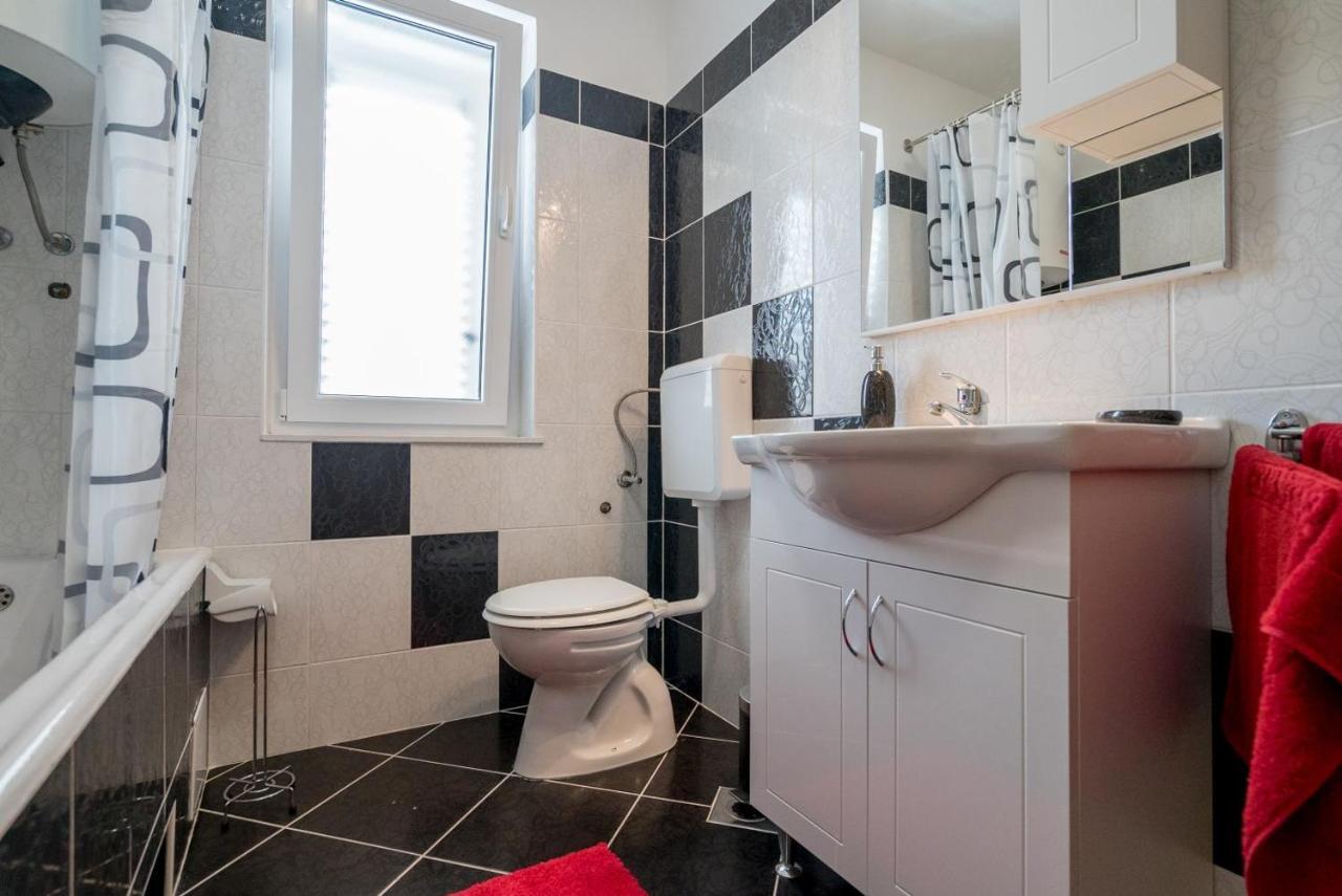 Apartment Anteo Free Parking Split Eksteriør bilde